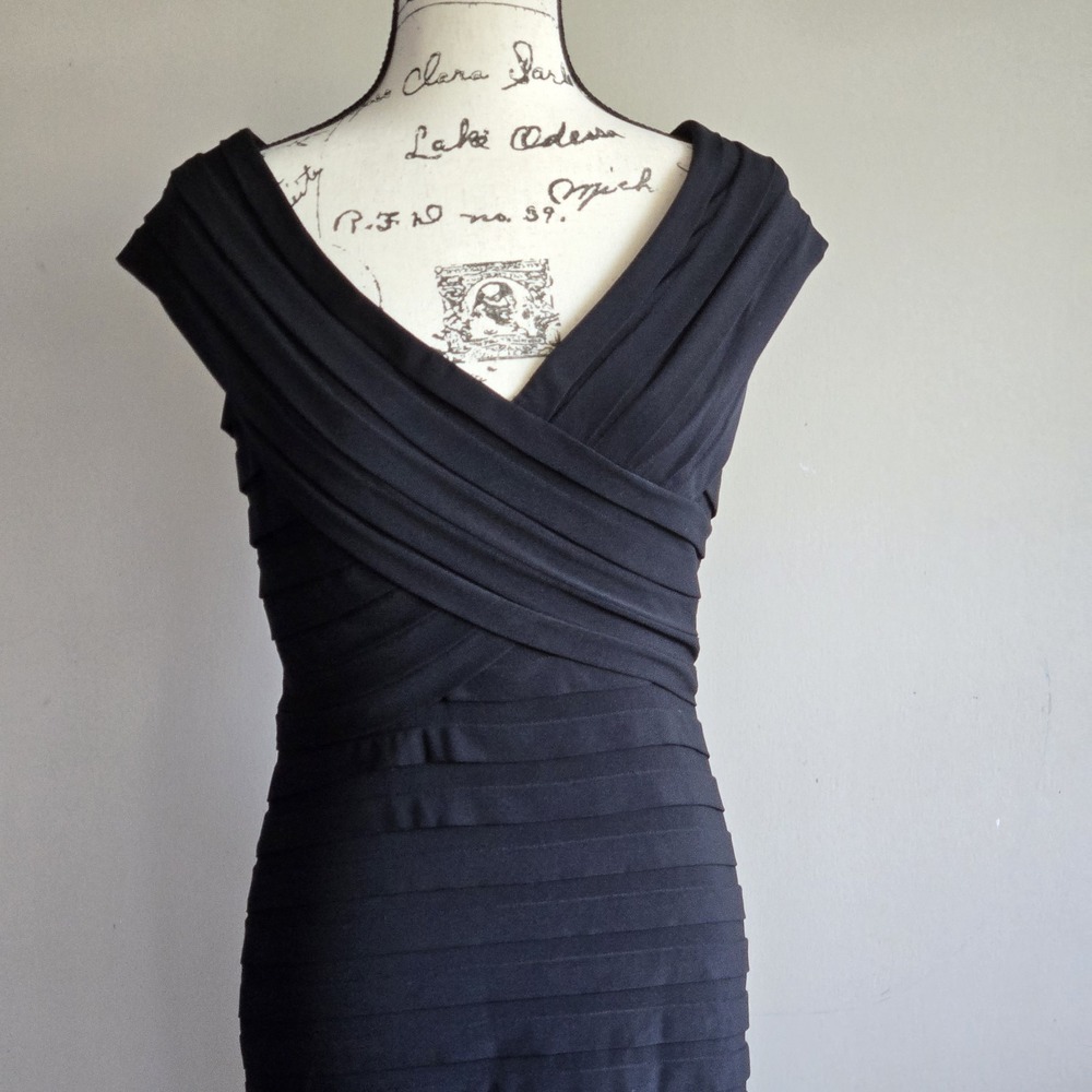 Tadashi Shoji Black Stretch Bandage Cocktail Party Dress Sz S‎ Sheath Gala Comfy - Picture 4 of 14